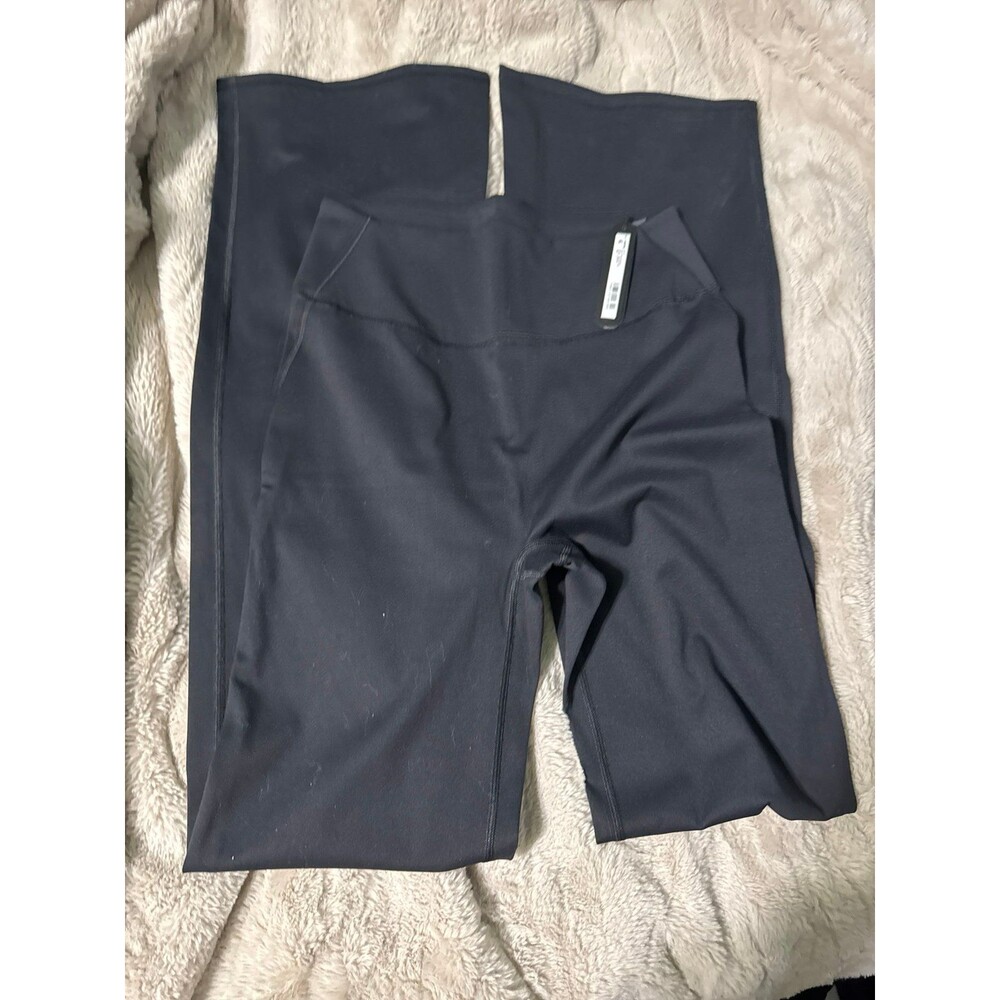 NIKE SKIMS Matte slim flare legging - Picture 7 of 8